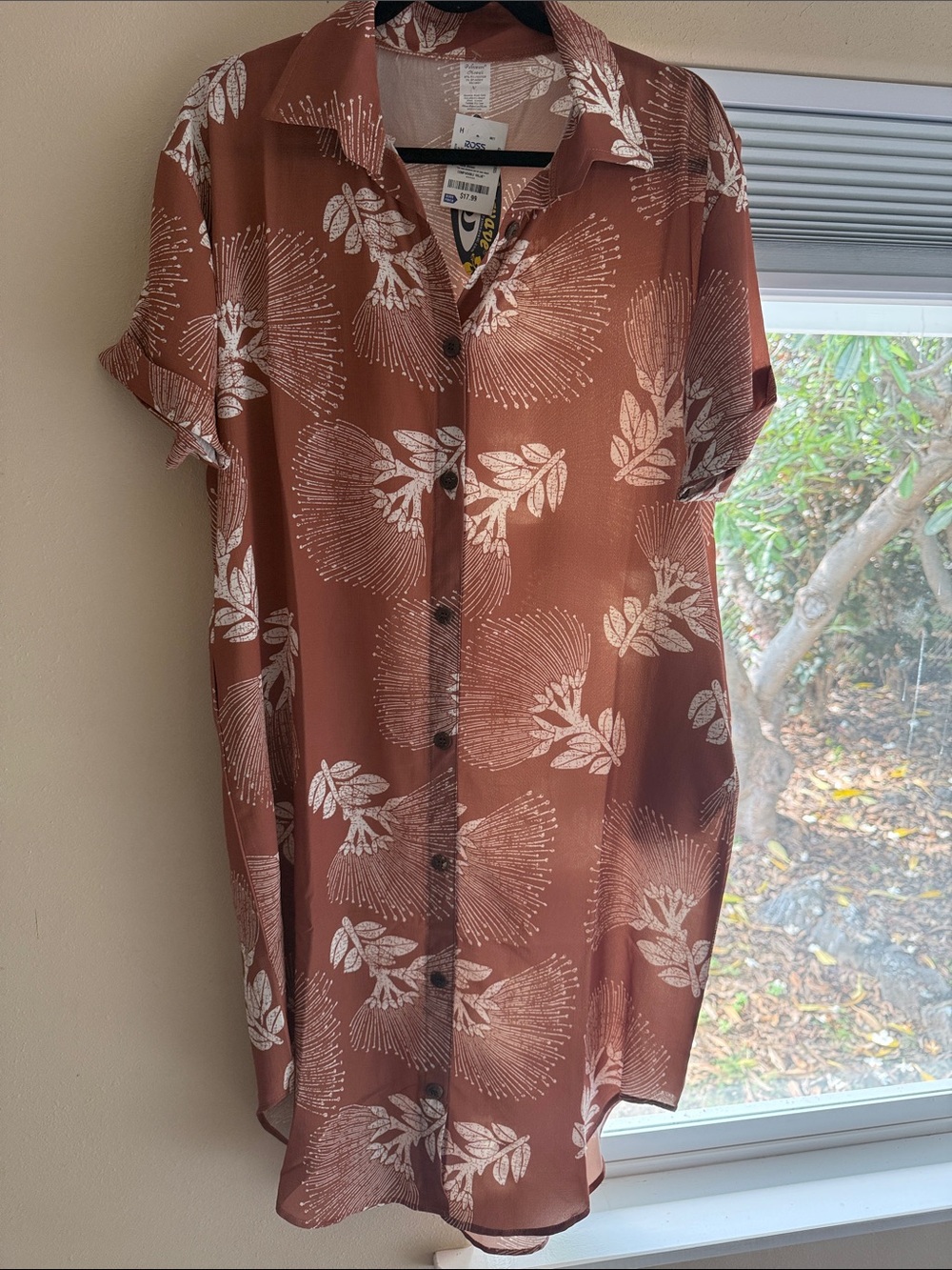 NWT! Tan Aloha Short-Sleeve Midi Dress